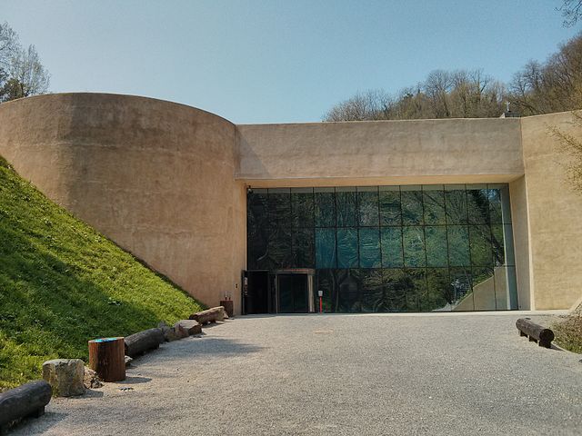 Krapina Neanderthal Museum (Krapina - 45 min drive)